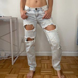 One Teaspoon Distressed Low Rise Boyfriend Jeans